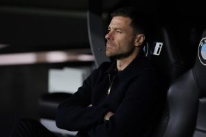 Read more about the article 五輪僅一勝！皇馬更衣室疑爆內亂　七將逼宮阿隆索的危機真相