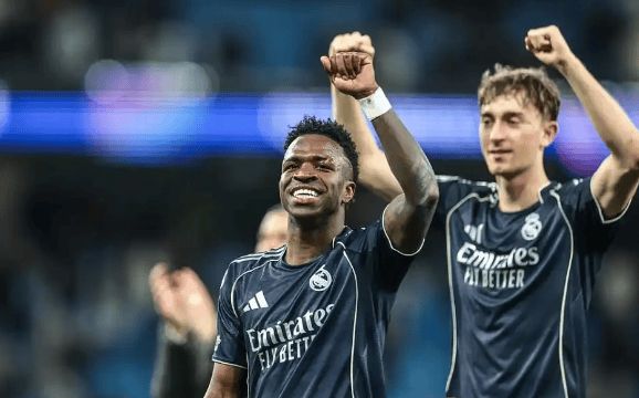 Read more about the article 歐冠8強格局巨變：西甲三強齊飛、意甲全軍覆沒，葡體5球逆轉震撼歐洲足壇