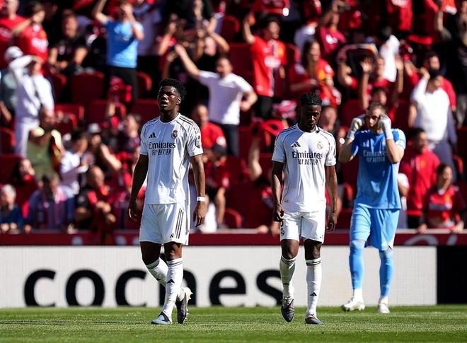 Read more about the article 91分鐘遭絕殺！皇馬爆冷不敵馬略卡　麥巴比陷入球荒、西甲爭冠形勢全面告急