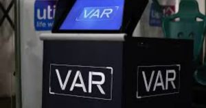 Read more about the article 2026世界盃引入全新越位科技　10厘米即警報　VAR時代進入「秒速判罰」新紀元